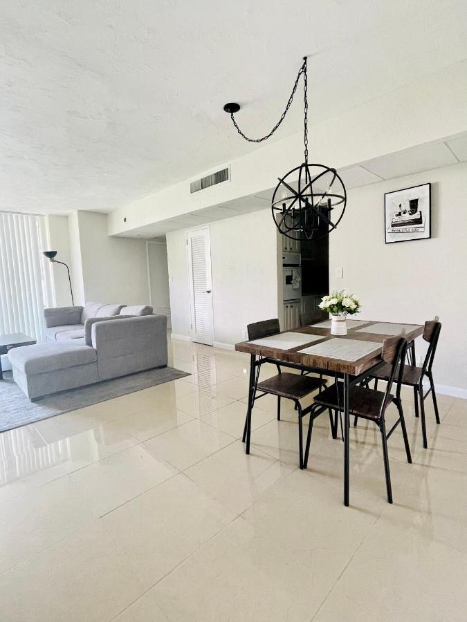 Spacious 1Br On The Beach, The Tides, Hollywood,Fl Apartamento Exterior foto